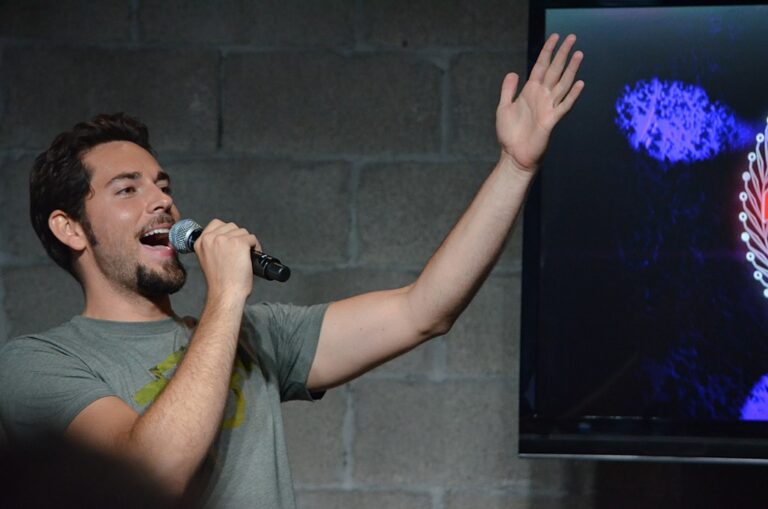 Hollywood Star Proclaims Faith After Shocking Endorsement