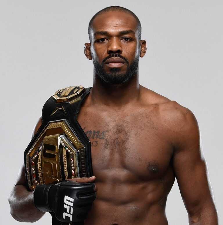 UFC Fighter Declares God’s Glory After Epic Triumph