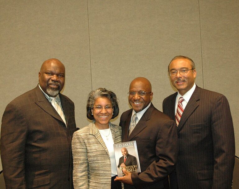 Pastor Shares Near-Death Experience In Emotional Pulpit Return