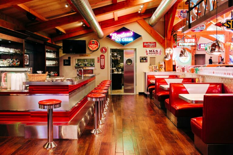 She thought she was losing everything… then the diner went silent